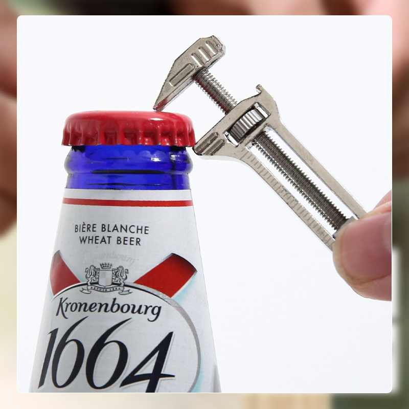 Kompakt titanmultiverktyg
