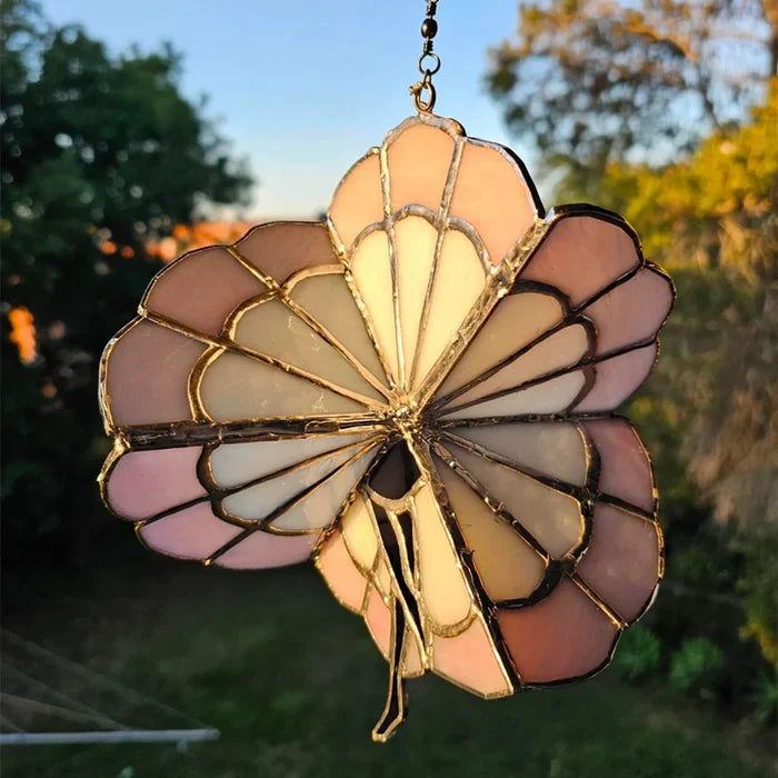 Elegant snurr i målat glas