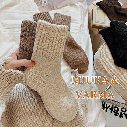 🧦 5 par Värmande Ullstrumpor i Mellanhöjd