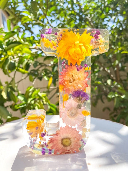 🌸Nattlampa med blommor i harts